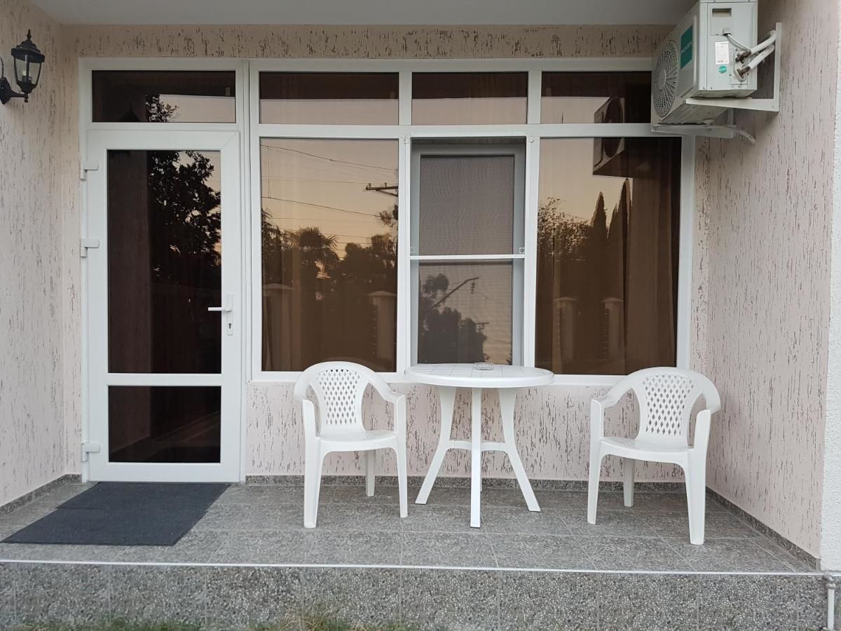 Гостевой дом Guest House on Ardzinba 91 Гагра