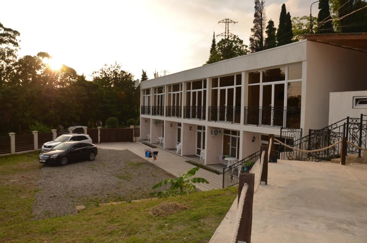Гостевой дом Guest House on Ardzinba 91 Гагра-7